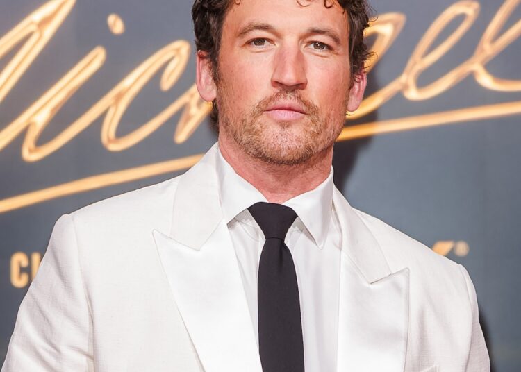 Miles Teller vende empresa de bebidas longas por US $ 325 milhões, ator que não se aposenta