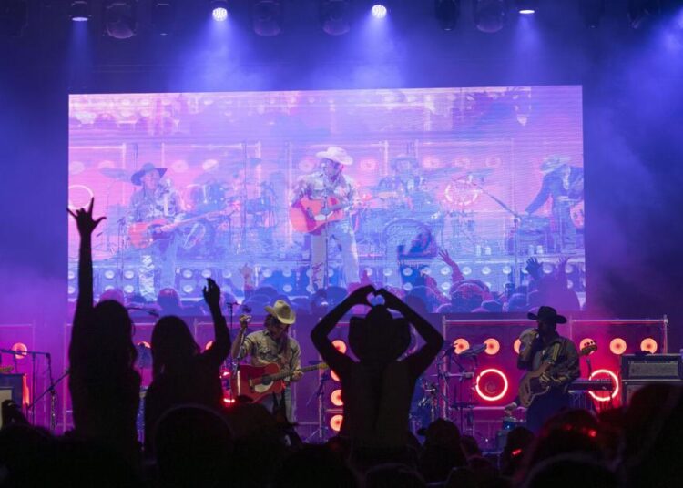 Million Dollar Music Fest celebra música country em Jackson | Eventos