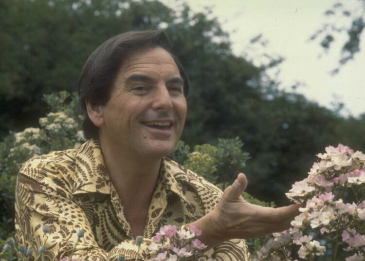 Mortes trágicas dos dois filhos de Bob Monkhouse após afastamento brutal | Notícias de celebridades | Showbiz e TV