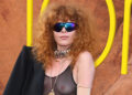 Natasha Lyonne quebra o silêncio após supostamente ser ‘removida’ do avião