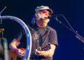 Neil Young confirma novo álbum, inclui músicas escritas em 1963
