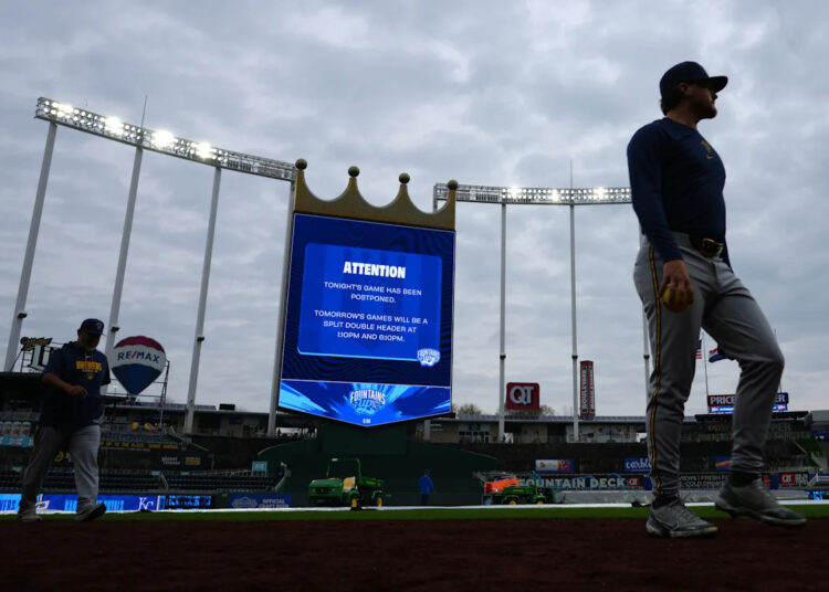 Notícias do Kansas City Royals: Chuva, fique longe