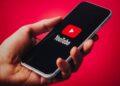 O YouTube estende o acesso da ferramenta de detecção de deepfake a celebridades e agências de talentos