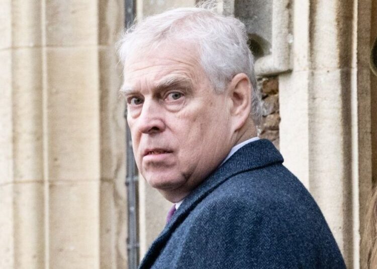 O hábito incomum de Andrew Mountbatten-Windsor que ‘preocupou’ a falecida Rainha | Real | Notícias