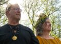 O serviço é de família para a realeza de Ren Fair