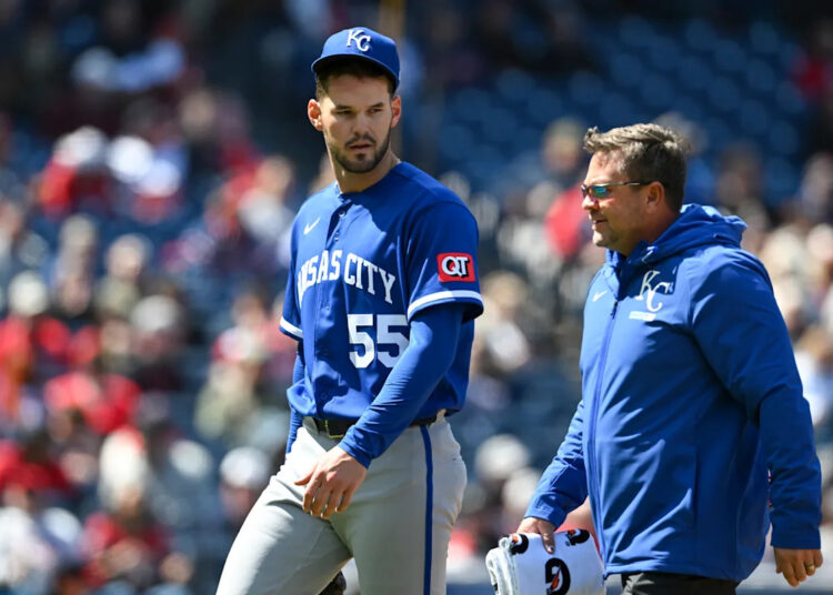 Os Royals perdem por 2 a 10 em um dia difícil em Cleveland