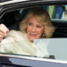 Palace lança novas fotos da rainha Camilla - incluindo um broche deslumbrante