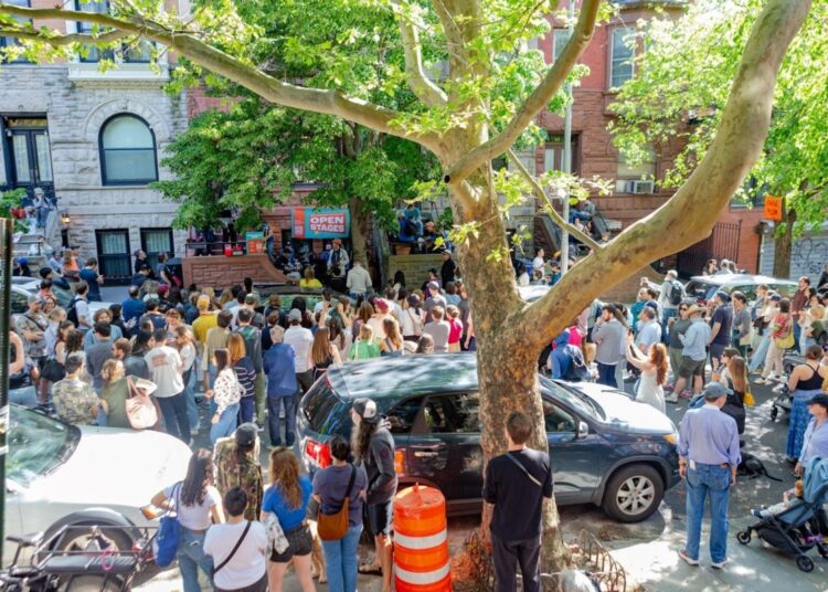 Participe deste festival de música aberto e acessível no Brooklyn