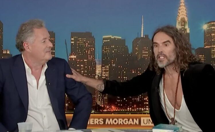 Piers Morgan diz que Russell Brand era inadequadamente tátil