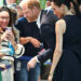 Por que o Príncipe Harry e Meghan Markle visitaram o Royal Children's Hospital durante sua viagem à Austrália? Assista ao vídeo da visita 'financiada pelo setor privado'