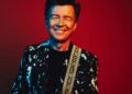 Rick Astley retorna com novas músicas antes do lançamento da turnê 'Reflection'