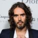 Russell Brand confessa que dormiu com uma garota de 16 anos – Celebrity News – Entretenimento
