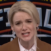 'SNL' destrói Pam Bondi em um adeus brutal: 'Quebrou aquela porta de saída de vidro!'