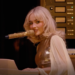 Sabrina Carpenter pede desculpas depois que o momento Coachella provoca reação: 'Poderia ter lidado melhor'