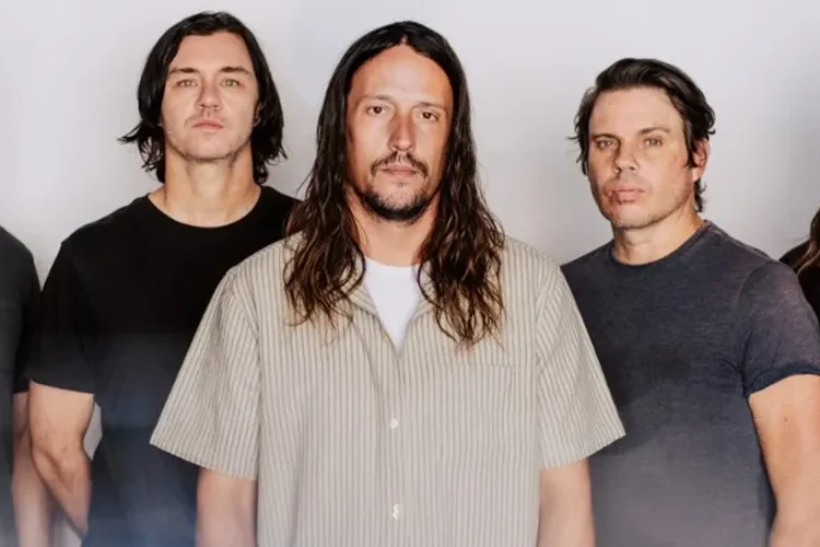 Saosin estreia o videoclipe de “Starting Over Again”, sua primeira música nova em mais de uma década