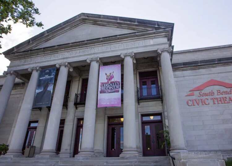 South Bend Civic Theatre apresenta It Shoulda Been You