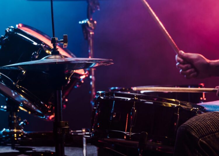 The Temper Trap retorna com novas músicas e uma turnê Muse