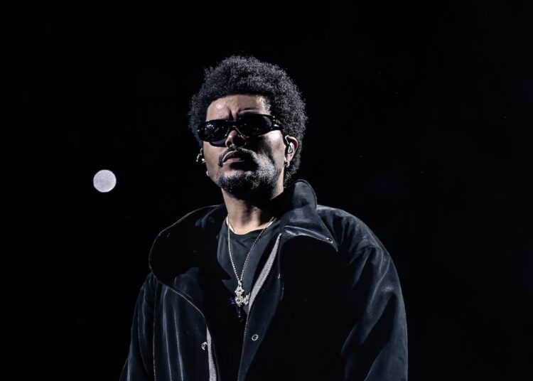 The Weeknd estreia nova música no Rio: assista