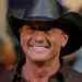 Tim McGraw envia mensagem política com lançamento de nova música bem a tempo para a Páscoa