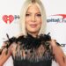 Tori Spelling sobre ser solteiro, não namorar após o divórcio de Dean McDermott