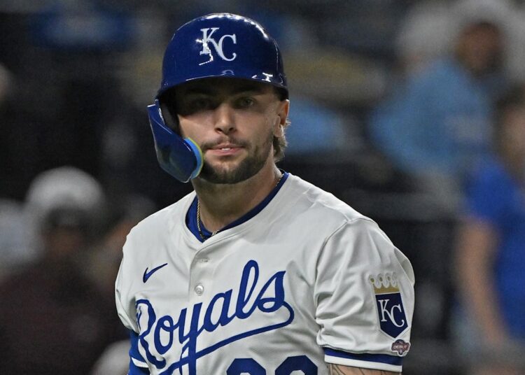 Vinnie Pasquantino resume perfeitamente o drama dos Royals com Carter Jensen