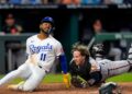 Vitória! Royals quebra a seqüência de derrotas em campo selvagem e vence por 6-5 sobre Orioles