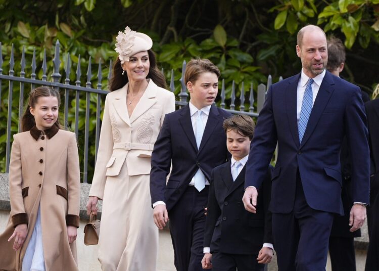 William, Kate e filhos participam do tradicional serviço real de Páscoa