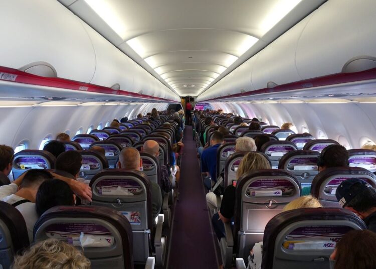Wizz Air está testando entretenimento a bordo e acesso à Internet