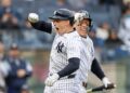 Yankees demolem Royals para finalizar a raspagem