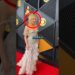 Você não percebeu esse detalhe nos looks! #curiosidades #sabrinacarpenter #noticias #brazil