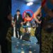 Por Que Elas Usam Saltos Gigantes? #curiosidades #arianagrande #noticias #brazil