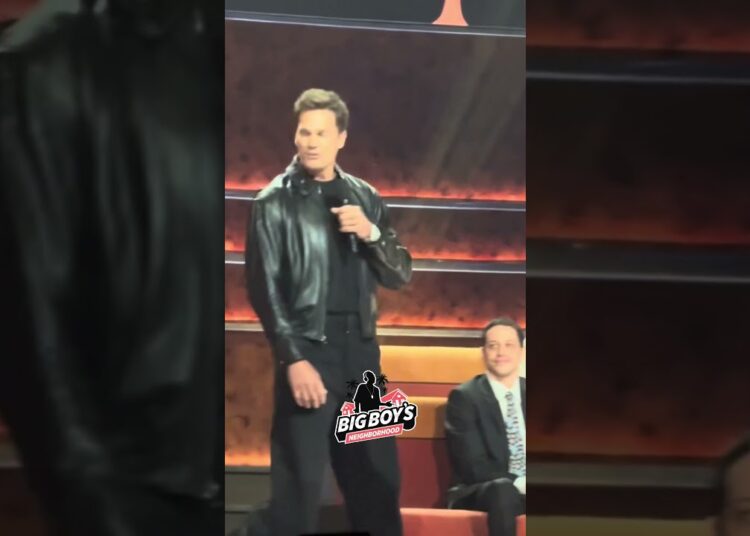 Tom Brady breaks rules at Kevin Hart’s roast 👀