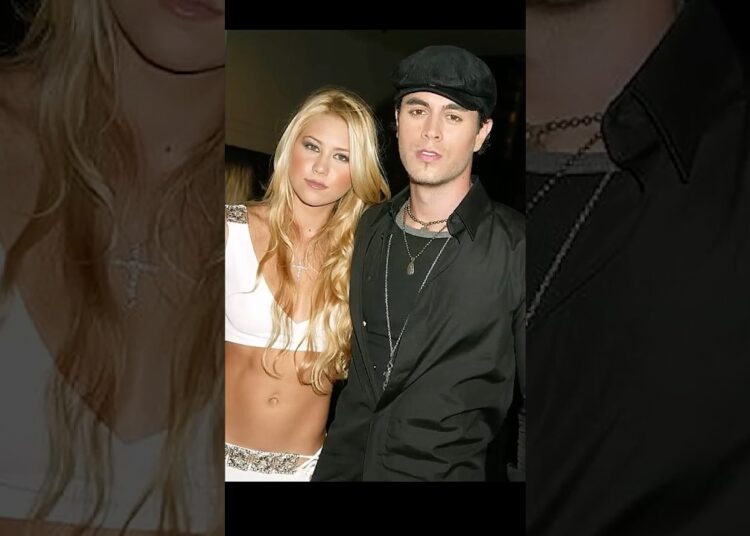 The romantic history of Enrique Iglesias and Anna Kournikova in the 90’s #enriqueiglesias