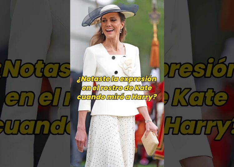 ¿Notaste la expresión en el rostro de Kate cuando miró a Harry? #royal #camilla #kate