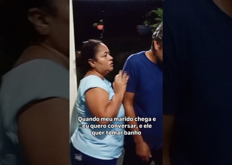 só preciso contar as fofocas urgente