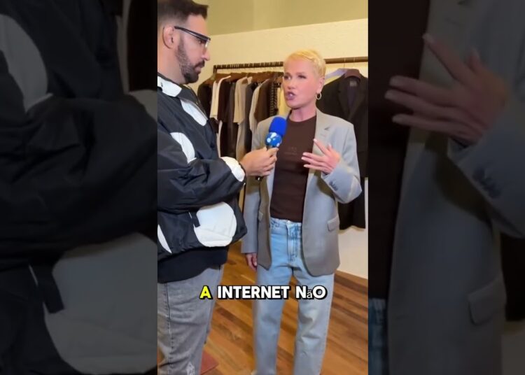 Filha da Xuxa. #viral #xuxa #fofoca