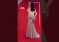 جورجينا تخطف الأنظار في مهرجان كان بطقم المجوهرات الفخم ✨