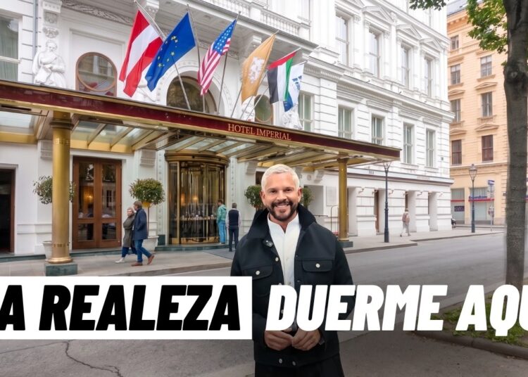 Así vive la REALEZA en Viena 🇦🇹 Uno de los hoteles MÁS ELEGANTES de Europa