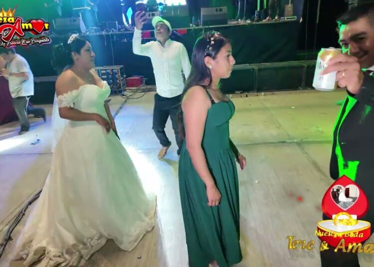 🌴 Popurrí de Cumbias Tropicales: Grupo Realeza del Amor | Boda de Tere y Amado 💍 4K