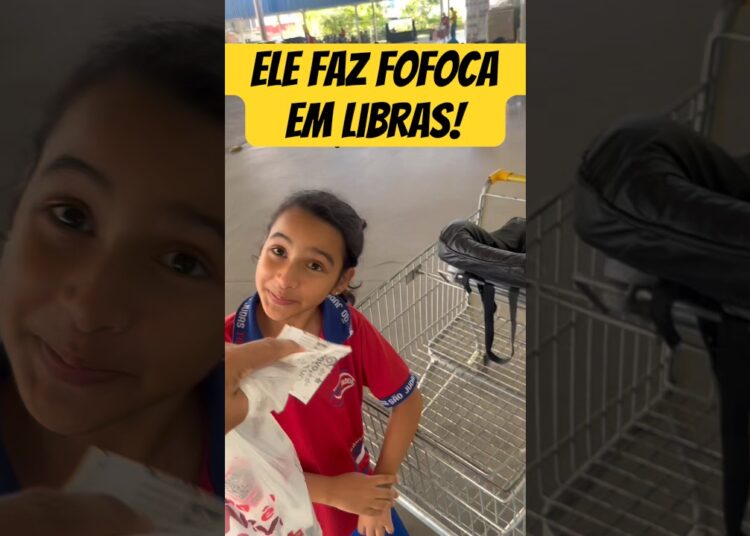 Ela fez fofoca do pai para madrasta surda!