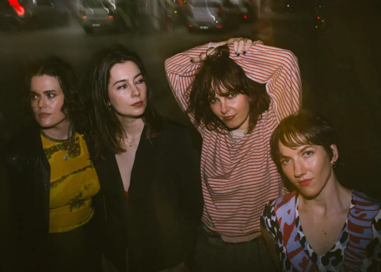 21 novas músicas lançadas hoje para ouvir: Bloc Party, Body Type e muito mais