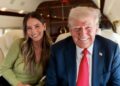 A 'assessora mais bonita' de Trump tem romance entre idades – Celebrity News – Entretenimento
