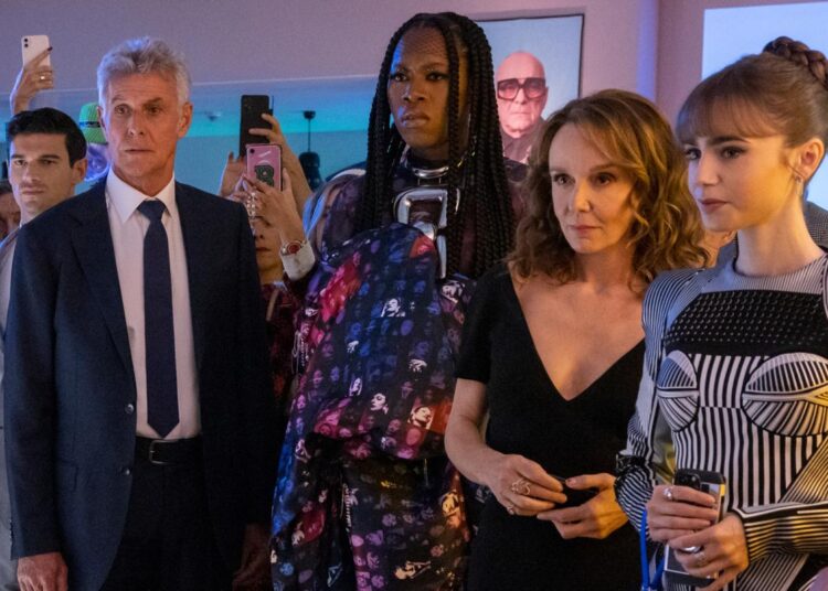 A estrela de 'Emily em Paris' Pierre Deny morreu aos 69 anos após uma batalha 'súbita e grave' contra ELA