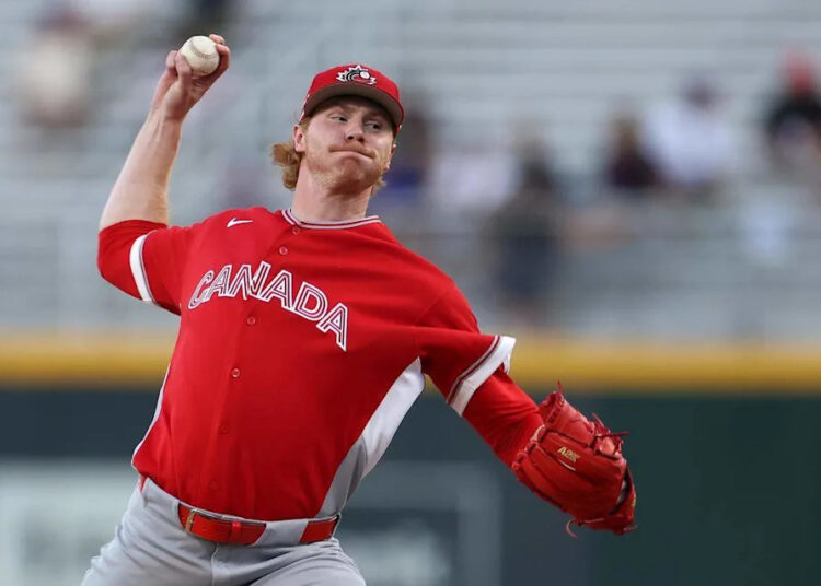 A realeza dá as boas-vindas a um novo nome no bullpen. Ele recentemente lançou para a equipe do Canadá