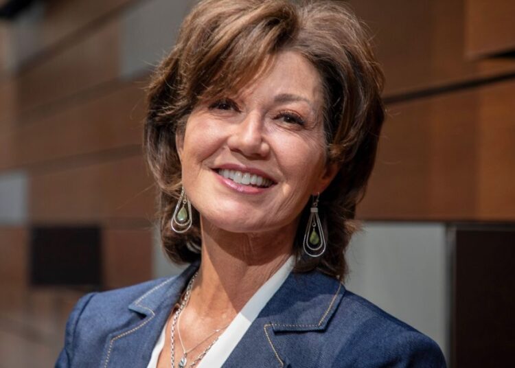 Amy Grant reflete sobre seu novo álbum, resistindo a rótulos e escrevendo músicas obscuras :: WRAL.com