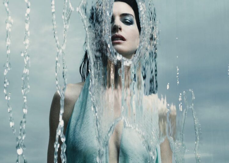 Anne Hathaway on ‘The Devil Wears Prada 2’, ‘The Odyssey’, Marriage, and Facelift Rumors