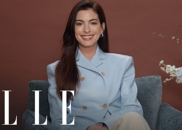 Anne Hathaway revisita seus momentos mais icônicos da moda