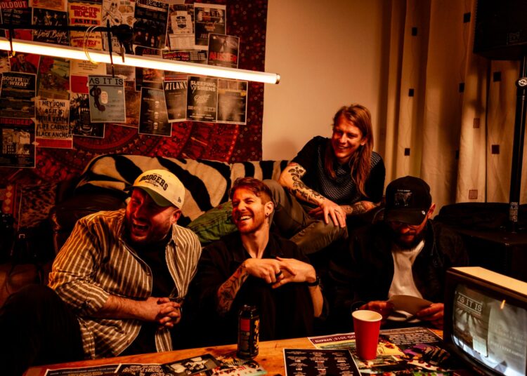As It Is lança novo videoclipe para 'Do You Remember?'