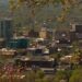 Asheville inicia alta temporada de turismo com novos festivais e música ao vivo