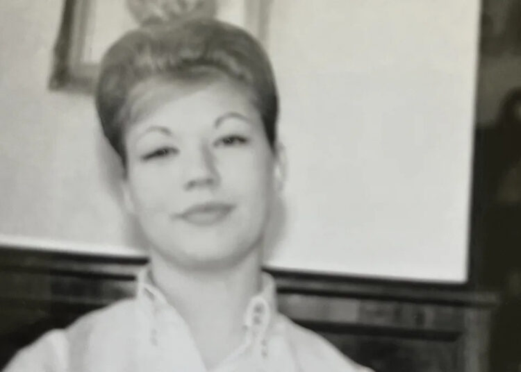 Audrey Beth Davis morre: publicitária de entretenimento aposentada tinha 82 anos